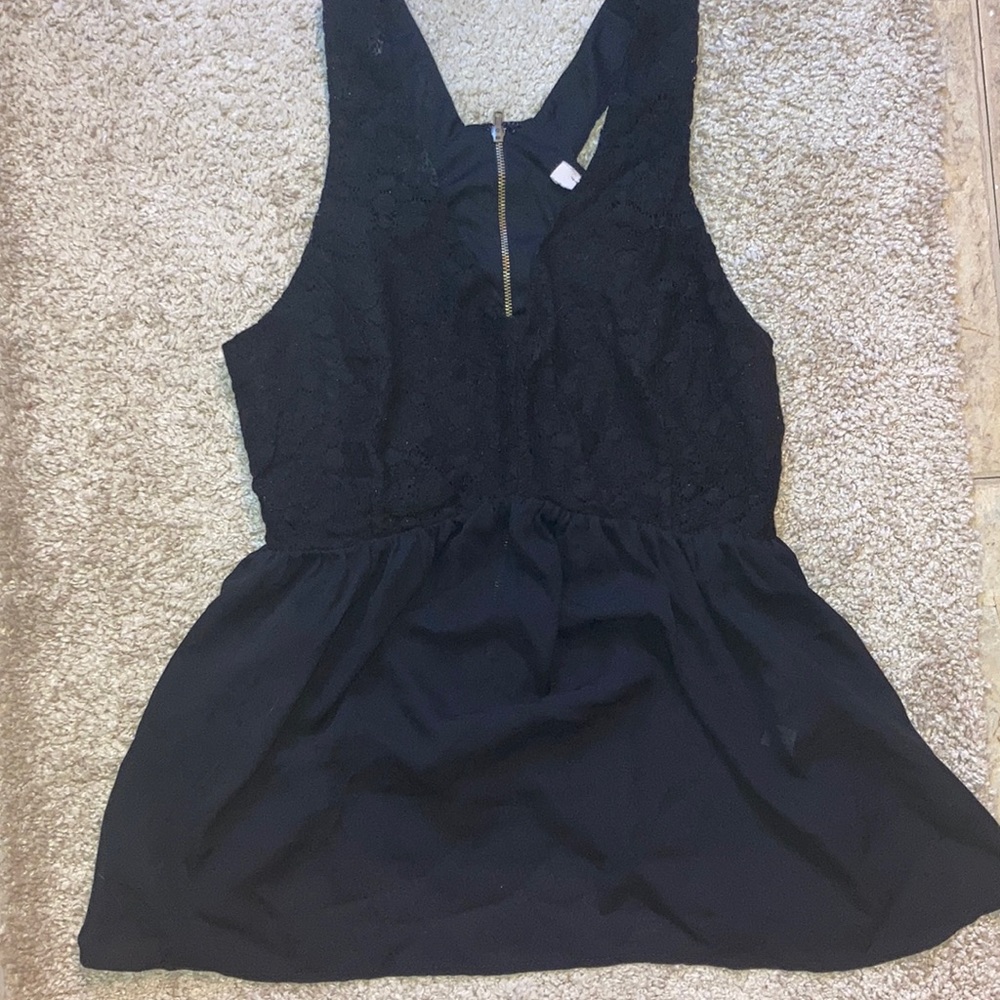 Forever 21 black tank top. Size small